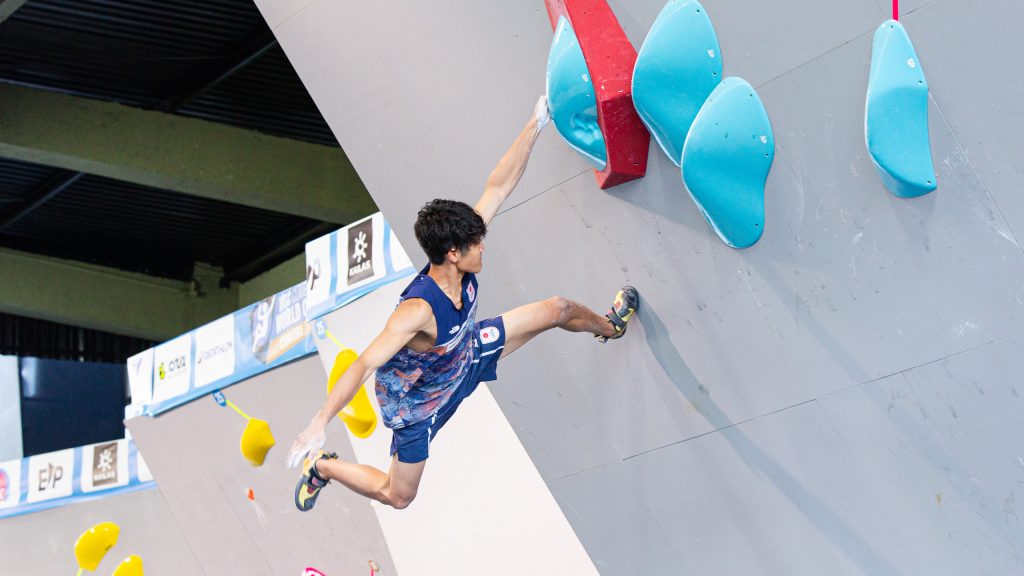 Sorato Ankaro na Copa do Mundo de Escalada em Curitiba. |Foto: Aline Machado/IFSC