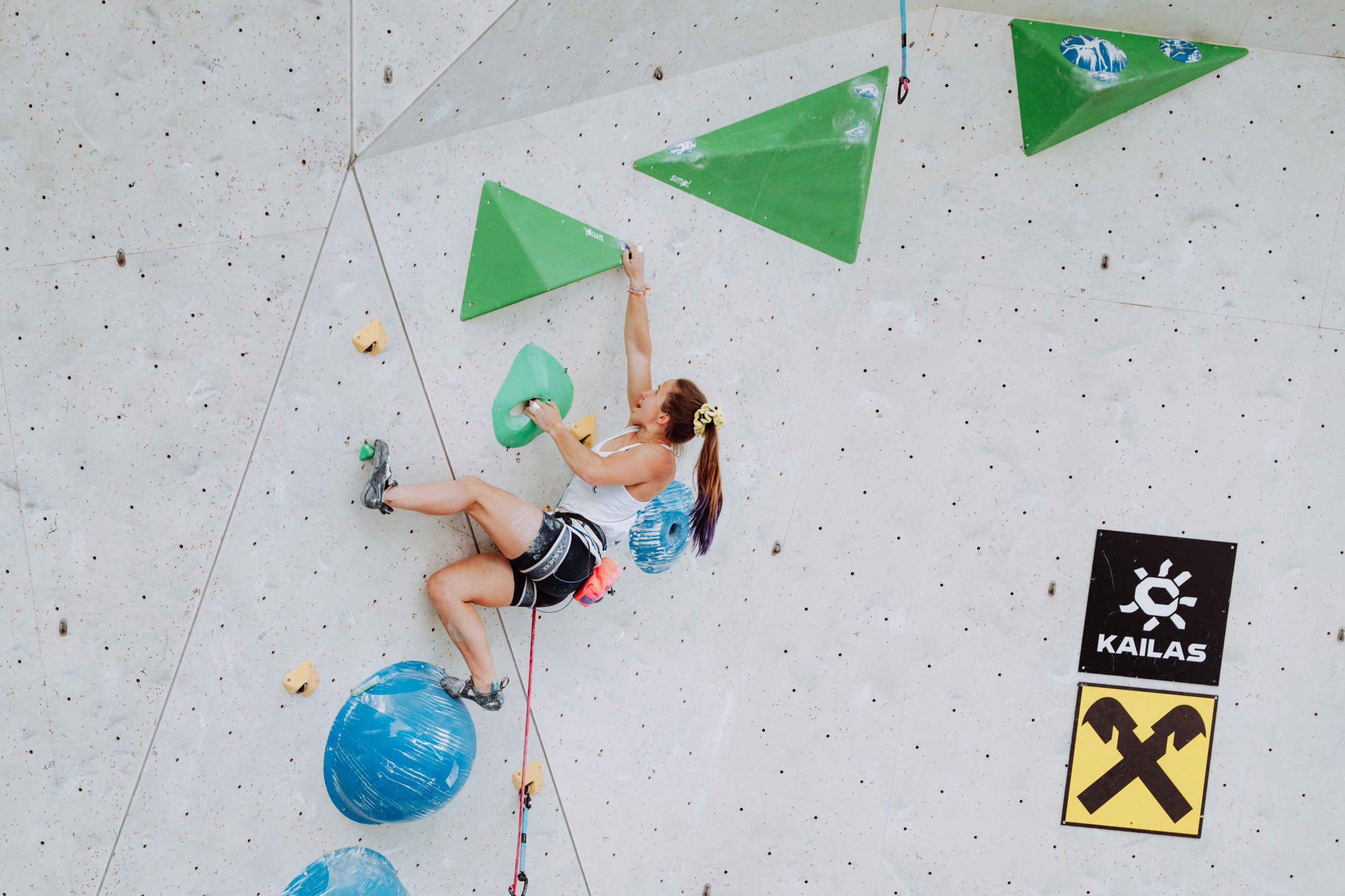 Anja Köhler nas qualificatórias de Guiada na Copa do Mundo de Innsbruck 2025. Foto: Lena Drapella/IFSC