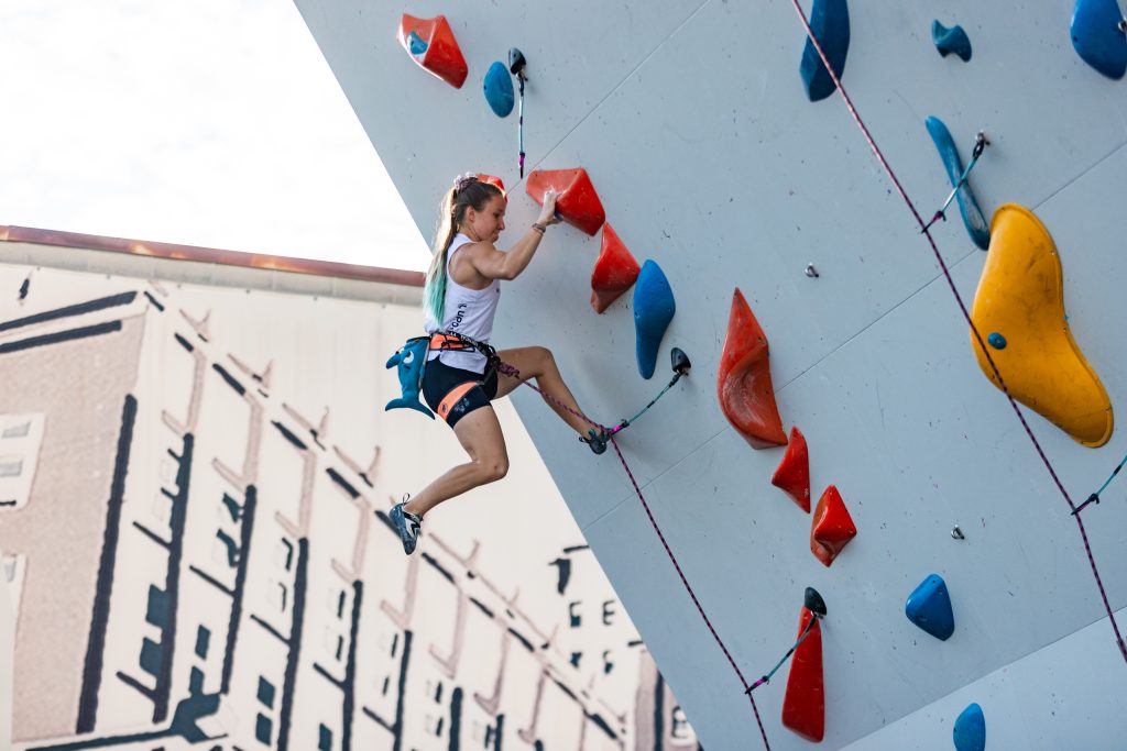 Anja Köhler conquista a segunda colocação geral das qualificatórias na etapa de Salt Lake City da Pan America Series.| Foto: Caleb Timmerman